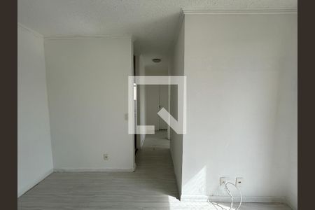 Corredor de apartamento para alugar com 3 quartos, 45m² em Pavuna, Nilópolis