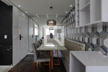 Sala de apartamento para alugar com 2 quartos, 49m² em Vila Mogilar, Mogi das Cruzes