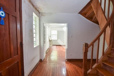 Hall de entrada de casa para alugar com 3 quartos, 350m² em Liberdade, São Paulo