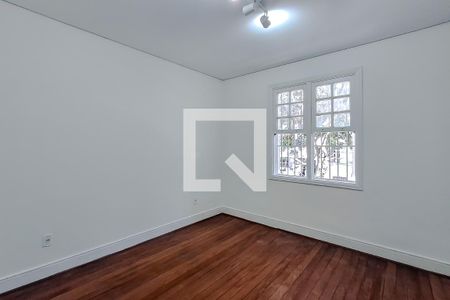 Quarto 1 de casa para alugar com 5 quartos, 350m² em Liberdade, São Paulo