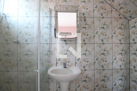 Banheiro de apartamento para alugar com 1 quarto, 55m² em Curicica, Rio de Janeiro