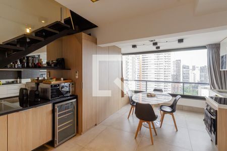 Duplex - Sala de Jantar e Cozinha de apartamento à venda com 1 quarto, 115m² em Vila Olímpia, São Paulo