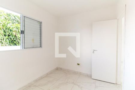 Quarto 1 de apartamento para alugar com 2 quartos, 56m² em Cidade Líder, São Paulo