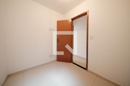Quarto 2 de casa à venda com 3 quartos, 100m² em Jardim Eliane, São Paulo