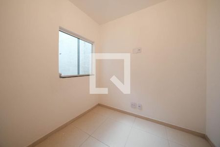 Quarto 2 de casa à venda com 3 quartos, 100m² em Jardim Eliane, São Paulo