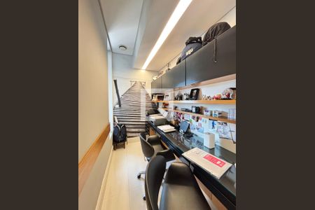 Escritório de apartamento à venda com 3 quartos, 215m² em Moema, São Paulo