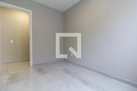 Quarto 1 de apartamento para alugar com 2 quartos, 43m² em Penha de França, São Paulo