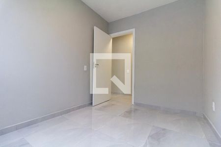 Quarto 1 de apartamento para alugar com 2 quartos, 43m² em Penha de França, São Paulo