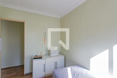 Quarto 1 de apartamento para alugar com 2 quartos, 52m² em Vila Liviero, São Paulo