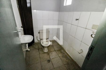 Banheiro de casa para alugar com 1 quarto, 70m² em Jardim Boa Vista (zona Oeste), São Paulo