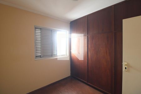 Quarto 1 de apartamento para alugar com 2 quartos, 64m² em Jardim Taquaral, São Paulo