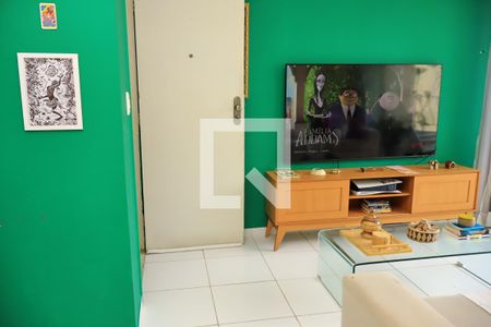Sala de apartamento para alugar com 2 quartos, 79m² em Costa Azul, Salvador