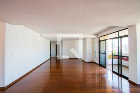 Apartamento para alugar com 4 quartos, 300m² em Vila Lea, Santo André