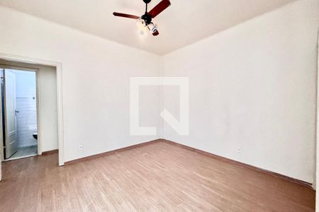 Sala  de apartamento para alugar com 3 quartos, 98m² em Copacabana, Rio de Janeiro