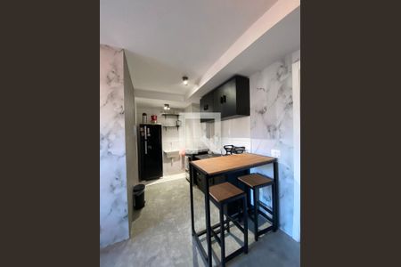 Cozinha de apartamento para alugar com 2 quartos, 47m² em Santo Cristo, Rio de Janeiro