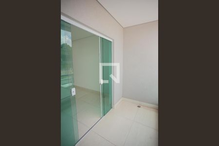 VARANDA DA SALA de casa para alugar com 3 quartos, 170m² em Vila Mangalot, São Paulo