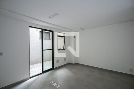 Sala/Quarto de kitnet/studio para alugar com 1 quarto, 39m² em Vila Ernesto, São Paulo