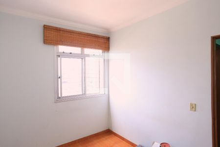Quarto de apartamento para alugar com 2 quartos, 67m² em Ipiranga, Belo Horizonte