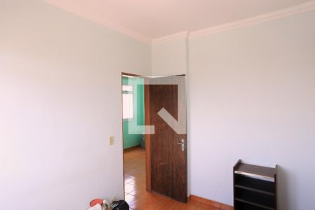Quarto de apartamento para alugar com 2 quartos, 67m² em Ipiranga, Belo Horizonte