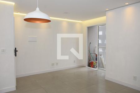 Sala de apartamento para alugar com 2 quartos, 54m² em Jardim de Lourdes, Embu das Artes