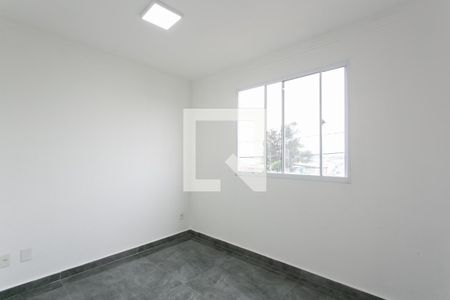 Quarto 1  de apartamento para alugar com 2 quartos, 43m² em Jardins Recanto das Rosas, São Paulo