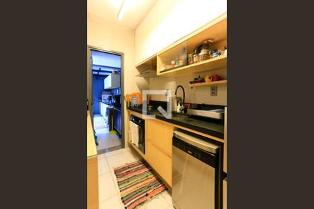 cozinha de apartamento à venda com 2 quartos, 88m² em Ferreira, São Paulo