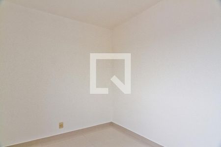 Quarto 2 de apartamento para alugar com 2 quartos, 61m² em Parque Maria Domitila, São Paulo