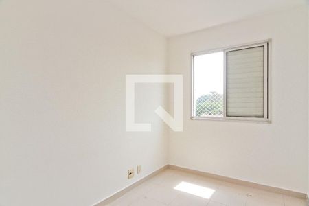 Quarto 1 de apartamento para alugar com 2 quartos, 61m² em Parque Maria Domitila, São Paulo