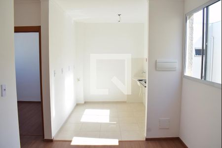 Sala/Cozinha de apartamento para alugar com 2 quartos, 41m² em Parque Residencial Candido Portinari, Ribeirão Preto