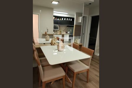Sala de apartamento à venda com 2 quartos, 60m² em Vila Nova, Porto Alegre