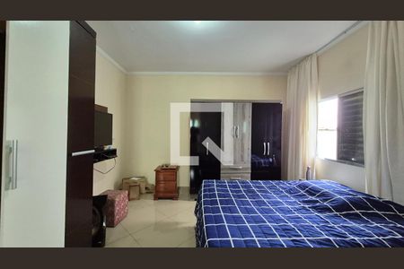 Quarto 2 de casa à venda com 5 quartos, 350m² em Vila Humaita, Santo André