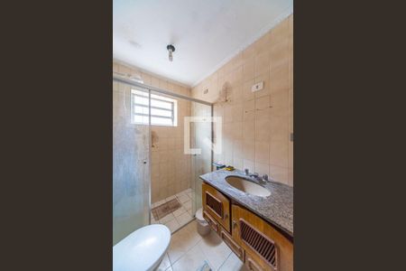 Banheiro  de casa à venda com 4 quartos, 270m² em Vila Humaita, Santo André