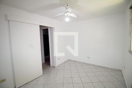 Quarto 1 de casa para alugar com 3 quartos, 100m² em Brás de Pina, Rio de Janeiro