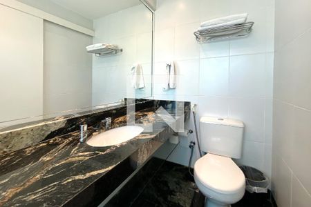 Banheiro da Suíte de kitnet/studio à venda com 1 quarto, 29m² em Buritis, Belo Horizonte