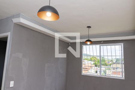 Sala de apartamento para alugar com 2 quartos, 40m² em Campo Grande, Rio de Janeiro