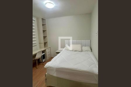 Quarto de apartamento para alugar com 2 quartos, 75m² em Indianópolis, São Paulo