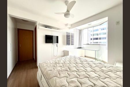 Quarto Suíte  de apartamento à venda com 2 quartos, 69m² em Funcionários, Belo Horizonte