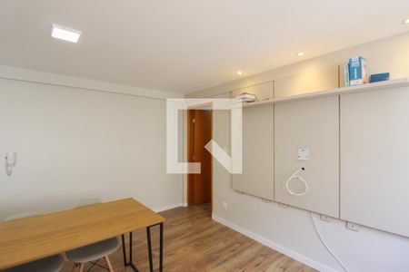 Sala de apartamento para alugar com 2 quartos, 70m² em Manacás, Belo Horizonte