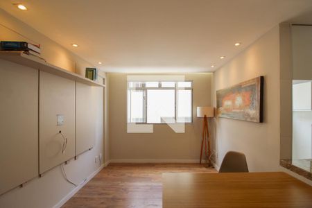 Sala de apartamento para alugar com 2 quartos, 70m² em Manacás, Belo Horizonte