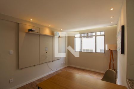 Sala de apartamento para alugar com 2 quartos, 70m² em Manacás, Belo Horizonte