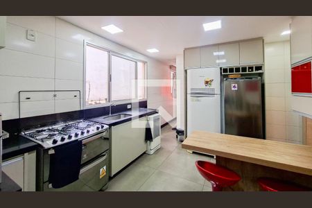 Cozinha e Área de Serviço de apartamento à venda com 3 quartos, 125m² em Santa Efigênia, Belo Horizonte