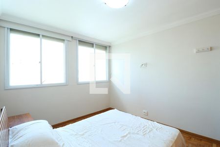 Quarto 2 de apartamento à venda com 2 quartos, 80m² em Água Branca, São Paulo