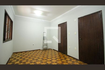 Casa para alugar com 3 quartos, 250m² em Vila Margarida, São Paulo