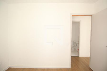 Quarto 1 de apartamento para alugar com 2 quartos, 41m² em Jardim Carvalho, Porto Alegre