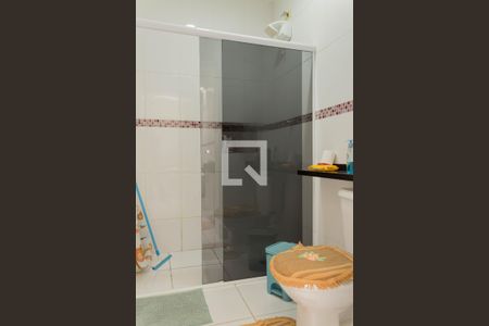 Banheiro da Suíte 1 de casa à venda com 3 quartos, 132m² em Vila Alvinopolis, São Bernardo do Campo