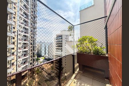 Apartamento para alugar com 3 quartos, 161m² em Itaim Bibi, São Paulo