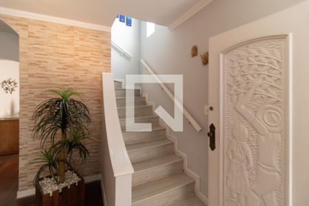 Escada de casa para alugar com 3 quartos, 150m² em Jardim Santa Cruz (sacomã), São Paulo