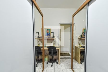 Quarto 2 de casa à venda com 4 quartos, 180m² em Vila Monumento, São Paulo