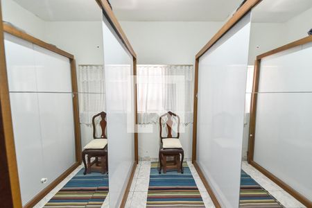 Quarto 2 de casa à venda com 4 quartos, 180m² em Vila Monumento, São Paulo