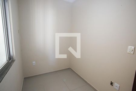 Quarto 1 de casa para alugar com 3 quartos, 99m² em Taquara, Rio de Janeiro